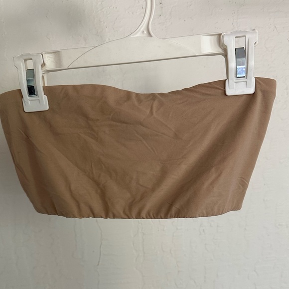 SKIMS Fits Everybody Bandeau - Picture 3 of 5